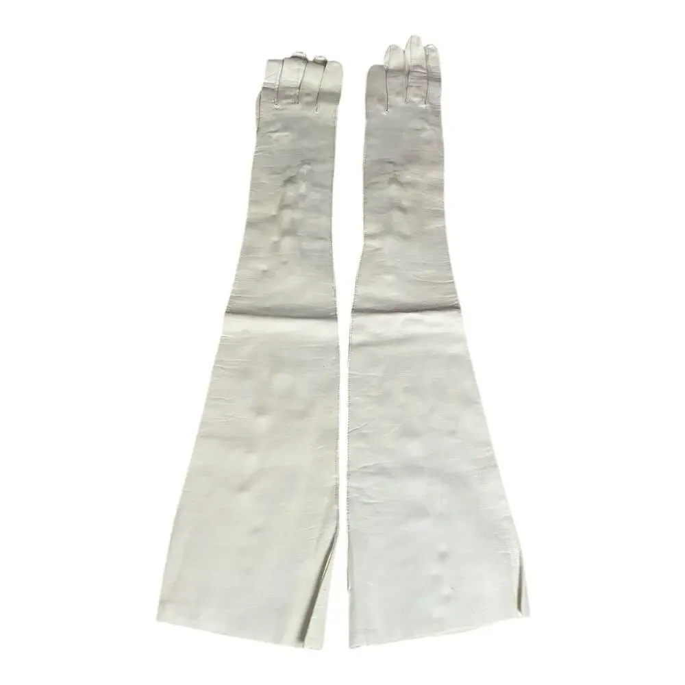 Vintage Mantessa Long White Opera Gloves Antique Soft Perl Clasp Detail X-Small